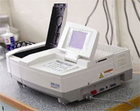Skaniruyuschii-spektrofotometr-Shimadzu-UV1700-PharmaSpec.jpg